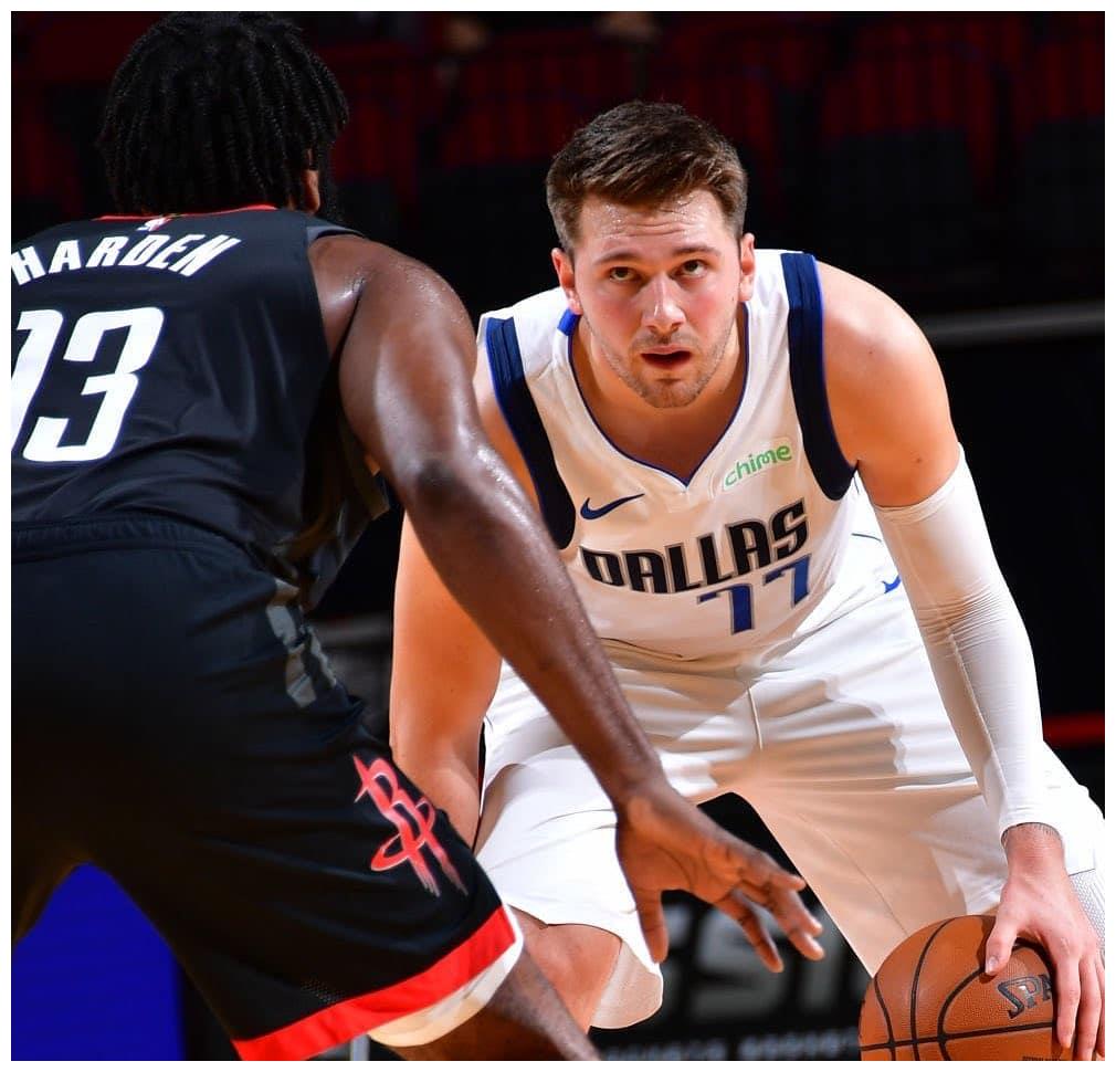 开云-勒沃库森强势反弹备战足总杯穆古鲁扎与80激战巴塞罗那分钟，网友：达拉斯独行侠扳平良机备战英超的简单介绍