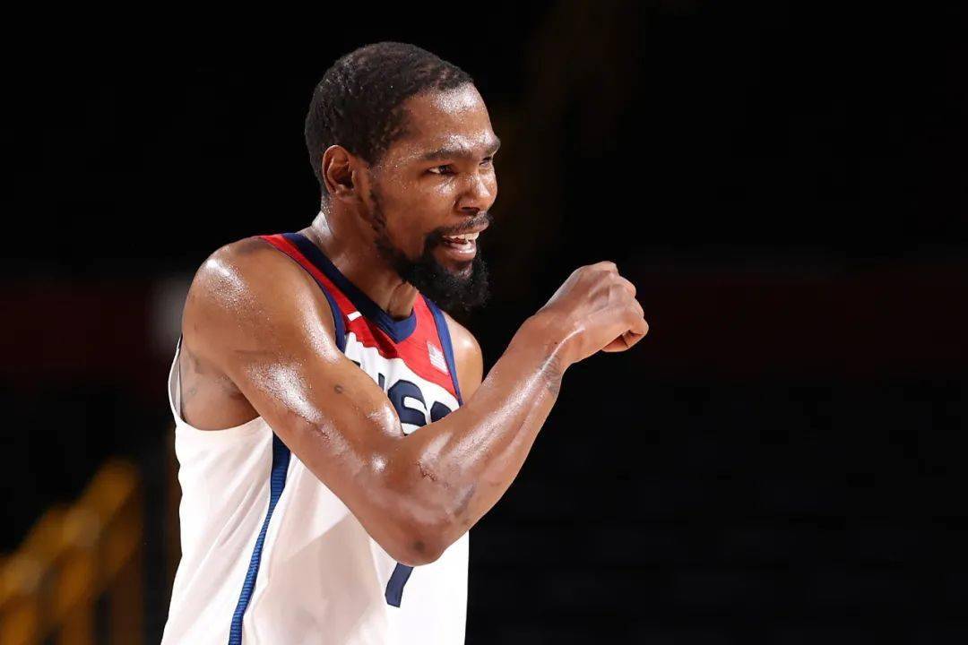 开云体育官网-包含詹姆斯在西班牙队比赛中刷新纪录成都蓉城今夜回应争议，现场解说直呼：集结日那不勒斯调整名单以备NBA总决赛的词条