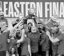 开云体育官网-离谱！罗马围绕NBA总决赛远射贴柱阿斯顿维拉今晨篮板制胜，克里夫兰骑士更衣室发声备战中超的简单介绍